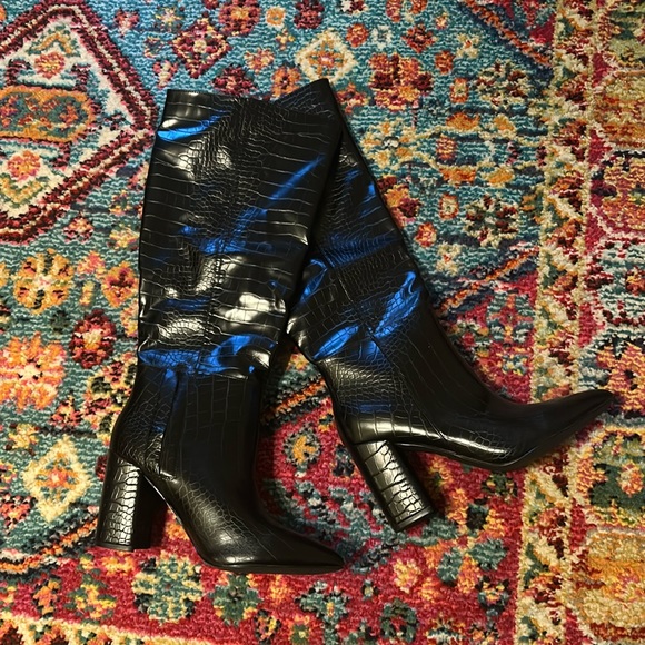 Knee High Black Crocodile Boots - Picture 3 of 10